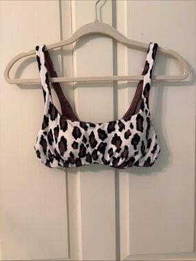 Time & Tru Reversible Leopard Print Swimsuit Top